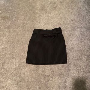 NWOT. Express pinstripe tie waist skirt